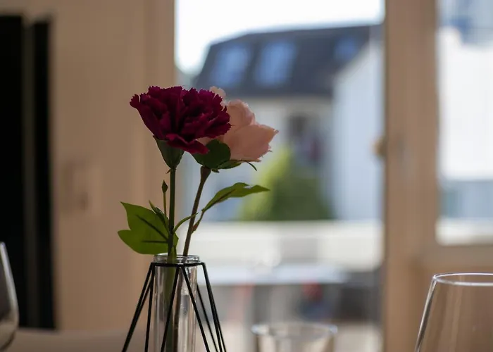 Uniklinik-Naehe Modernes Apartment, Mit Balkon