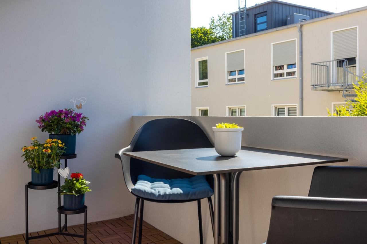 Apartment Uniklinik-naehe Modernes Apartment, Mit Balkon *