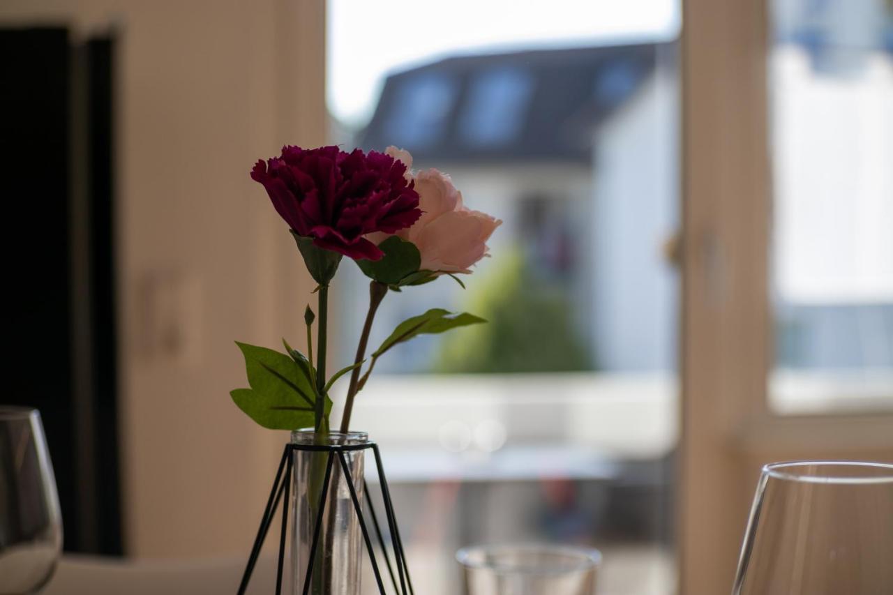 Uniklinik-naehe Modernes Apartment, Mit Balkon *
